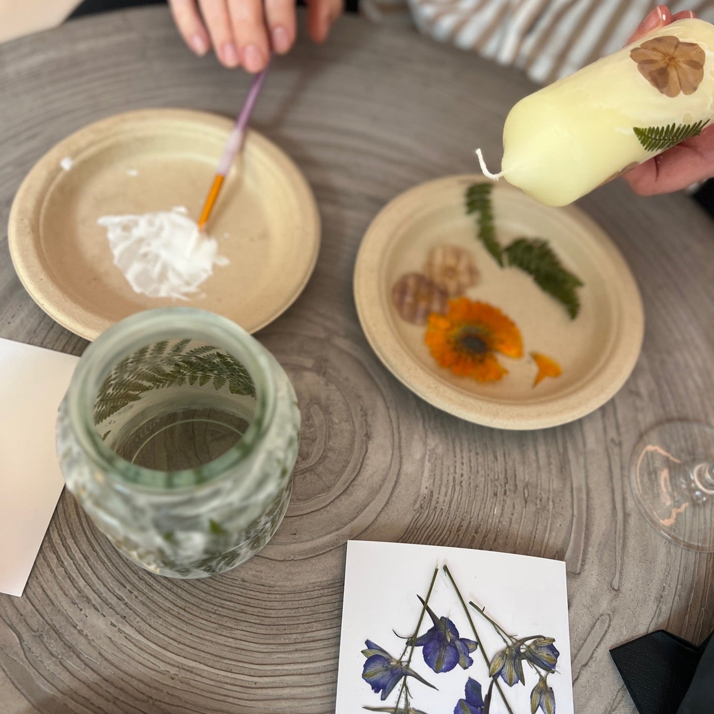 Flower pressing workshop