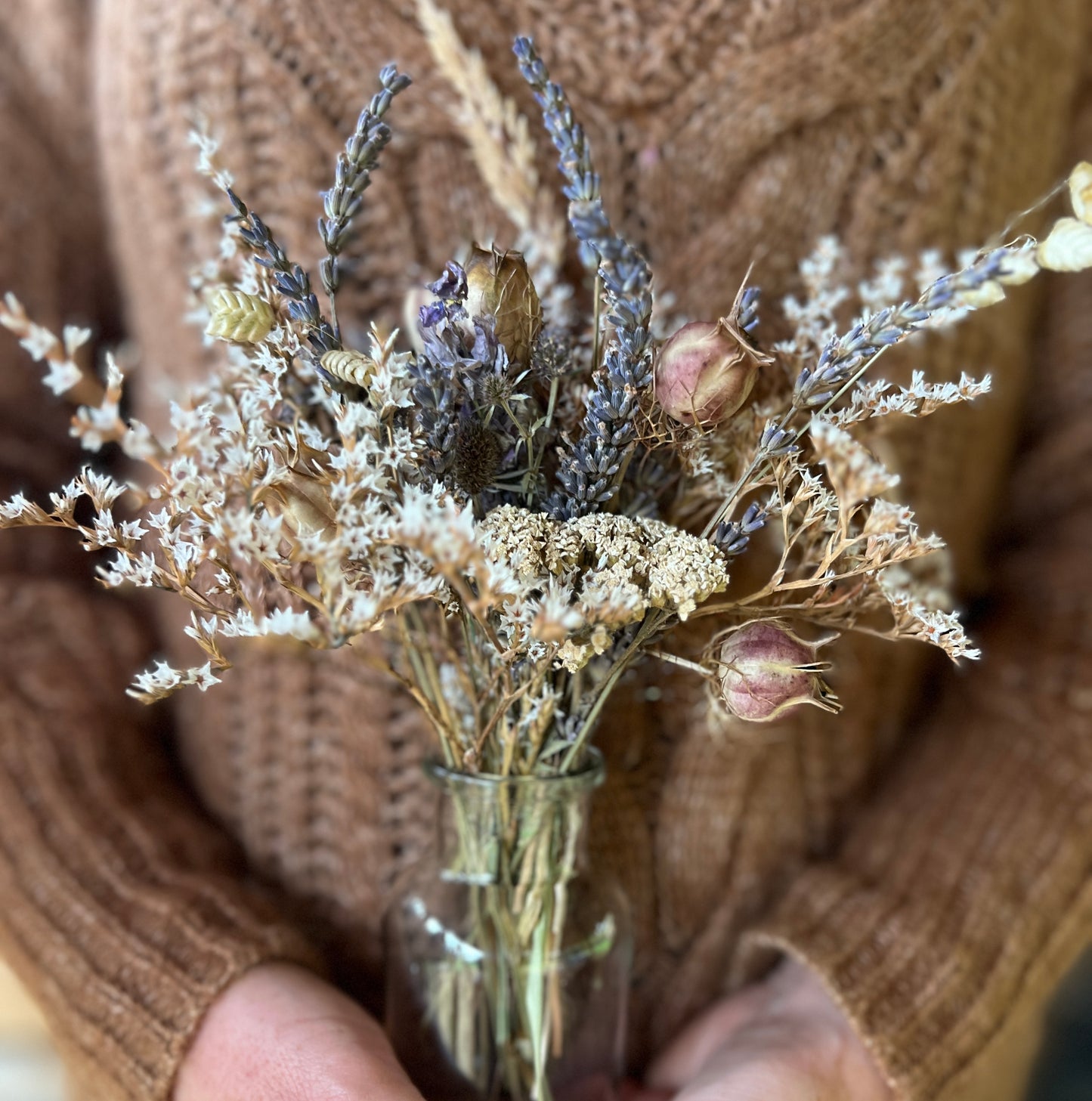Bud vase with flowers