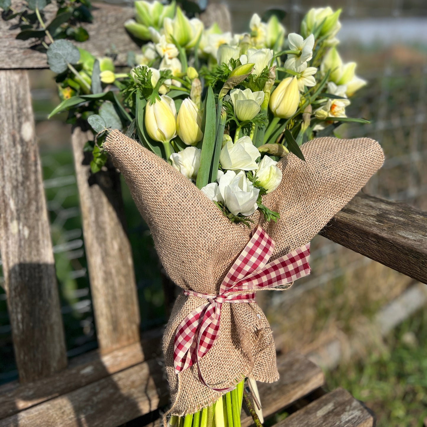Gift bouquet - mail order or collection