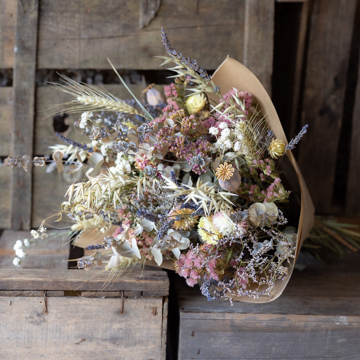 Everlasting Flower Gift bouquet - pastels