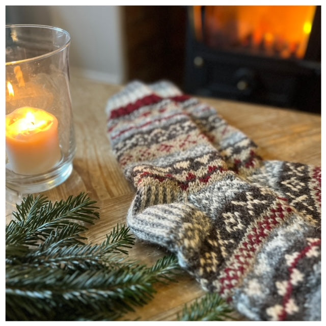 Cosy Buddha Hand Knitted Socks - Grey & Maroon