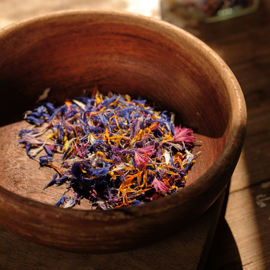 Dried cornflower & calendula petals - happy mix